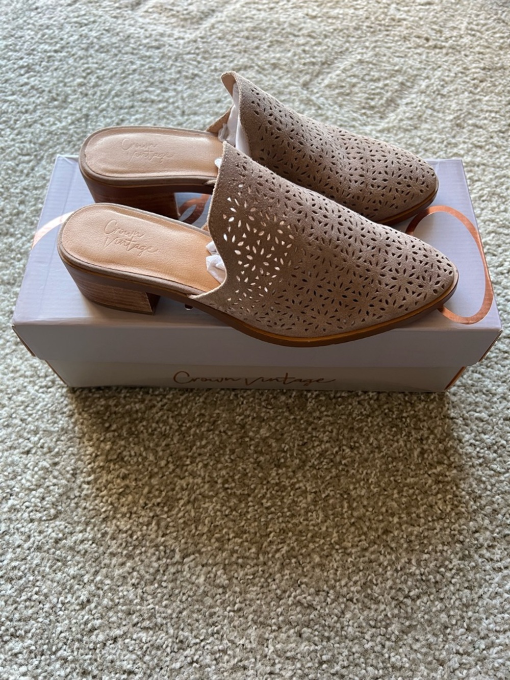 Crown Vintage (DSW) Rydel 6 M Tan Perforated Leather Slip on Mule Low Heel